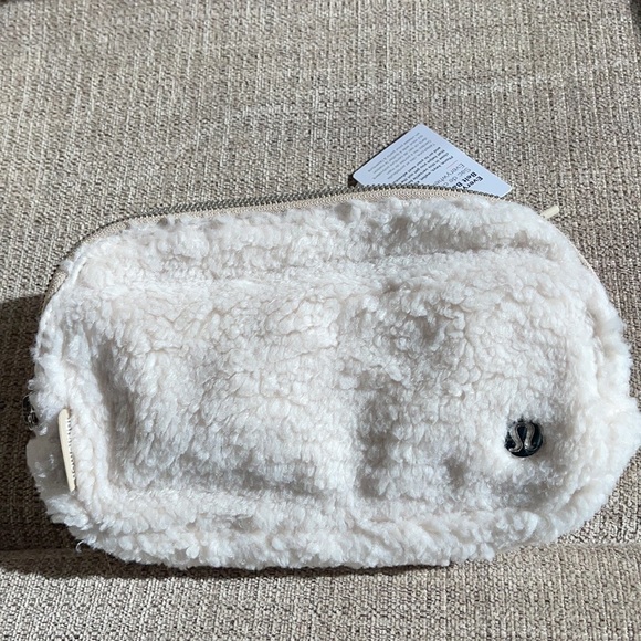 lululemon athletica Handbags - Lululemon Fleece Everywhere Belt Bag